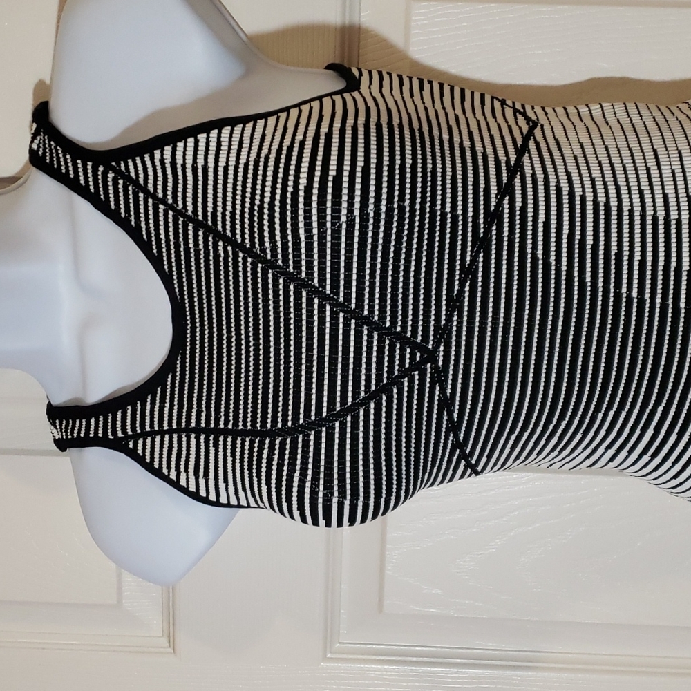 BCB Generation body con dress - Picture 5 of 15